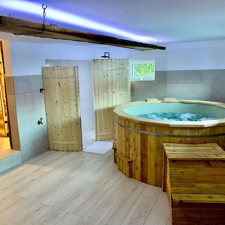Domek Monte Black Z Jacuzzi I Sauna Finska Stronie Slaskie Bagian luar foto