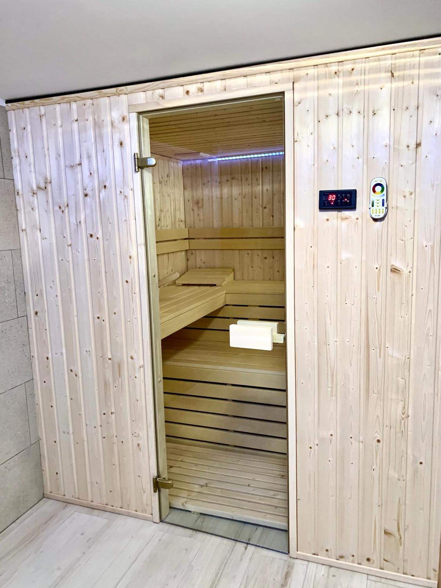 Domek Monte Black Z Jacuzzi I Sauna Finska Stronie Slaskie Bagian luar foto
